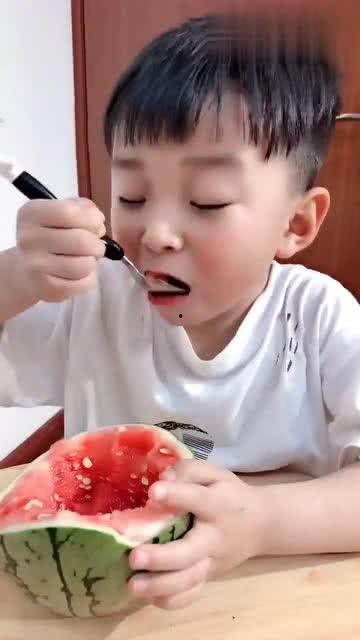 吃瓜网红那些事,揭秘娱乐圈幕后那些事  第3张
