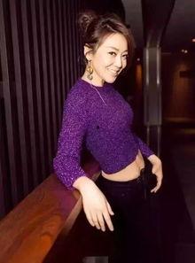 娱乐吃瓜妹闫妮是谁扮演的,揭秘幕后喜剧女神 第2张 娱乐吃瓜妹闫妮是谁扮演的,揭秘幕后喜剧女神 第2张