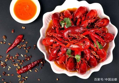 合肥爆料吃小龙虾视频播放,视频播放量爆表，网友热议美食盛宴