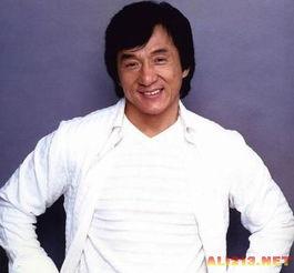 最新爆料明星成龙八卦,神秘美女引热议！