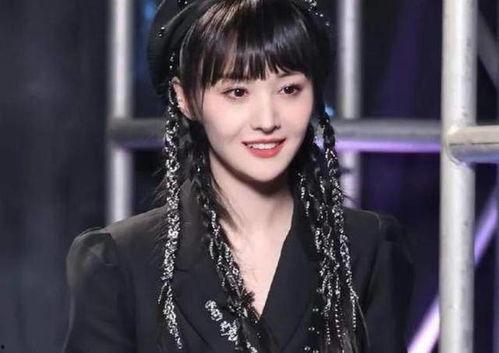 圈内爆料郑爽王嘉尔,娱乐圈新恋情引发热议！”