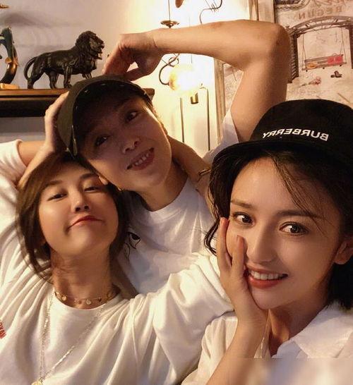 爆料过真实的狗仔视频,狗仔队捕捉明星真实瞬间