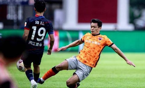 爆料两名外籍球员视频,一场激情四溢的足球盛宴 第2张 爆料两名外籍球员视频,一场激情四溢的足球盛宴 第2张